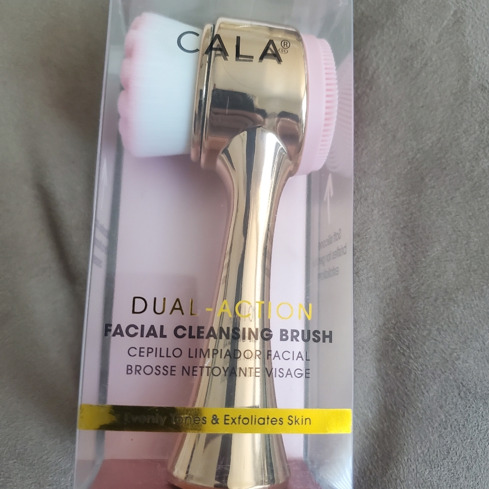 Cala Dual Action Facial Cleaning Brush